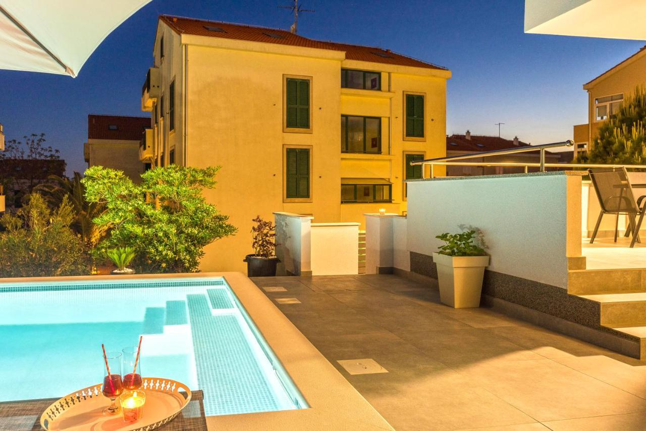 נובליה Summer Breeze Pool Apartments מראה חיצוני תמונה
