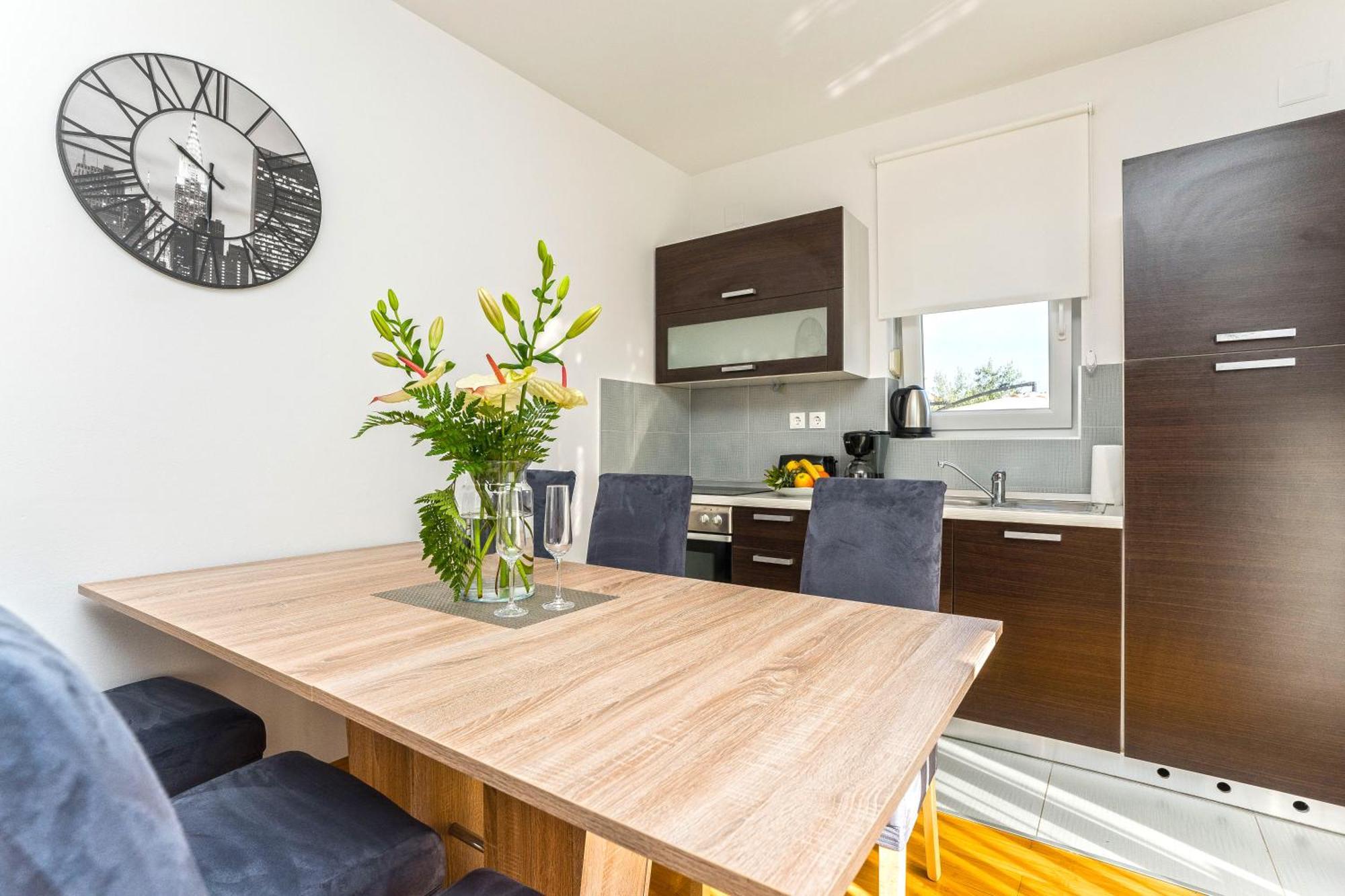 נובליה Summer Breeze Pool Apartments חדר תמונה