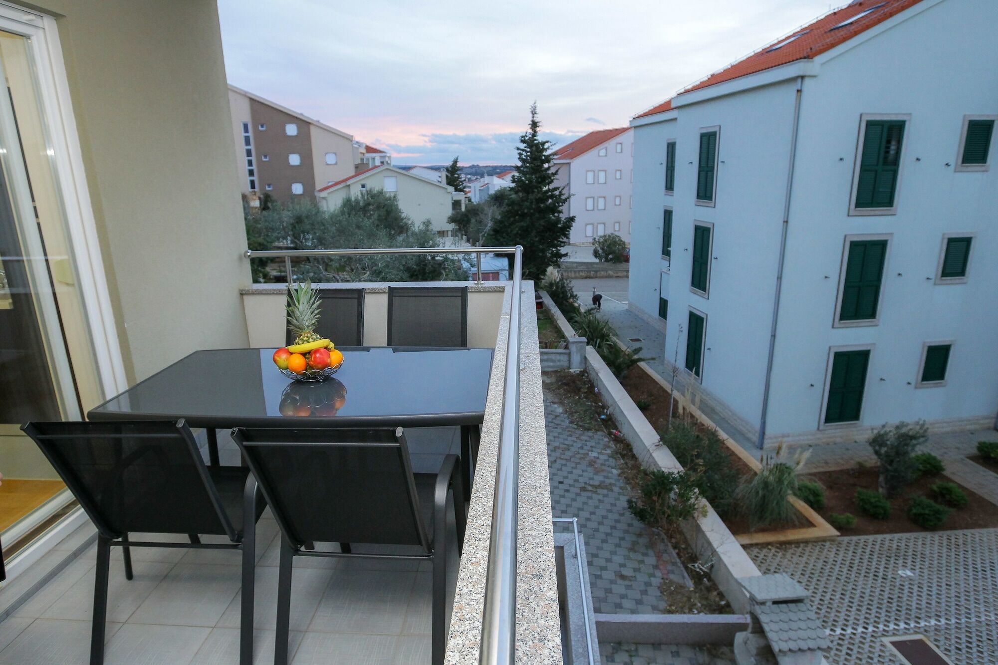 נובליה Summer Breeze Pool Apartments מראה חיצוני תמונה
